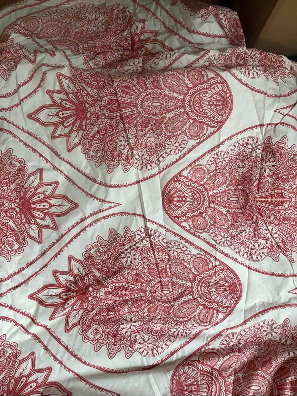 Pottery Barn Red Paisley Medallion Duvet Cover on White